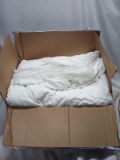 Lavachey King Size Comforter Set with Shams. White.