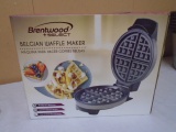 Brentwood Select Belgian Waffle Maker