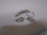 Vintage Ladies Sterling Silver Broach & Matching Clip on Earrings