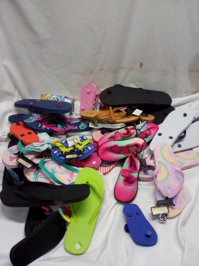 Giant Pile with over 15 pairs of Flip Flops and Swim Shoes Misc. sizes