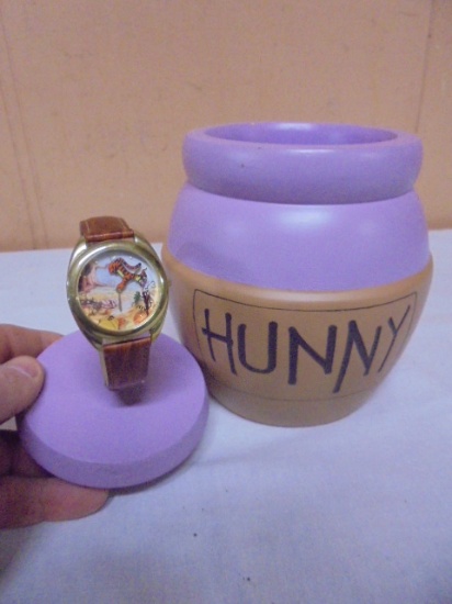 Disney Watch Collectors Club Series VI Hunny Pot w/ Tigger Watch