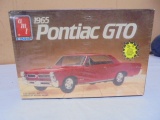 AMT Ertl 1:25 Scale 1965 Pontiac GTO 3-in-1 Builds Model Kit