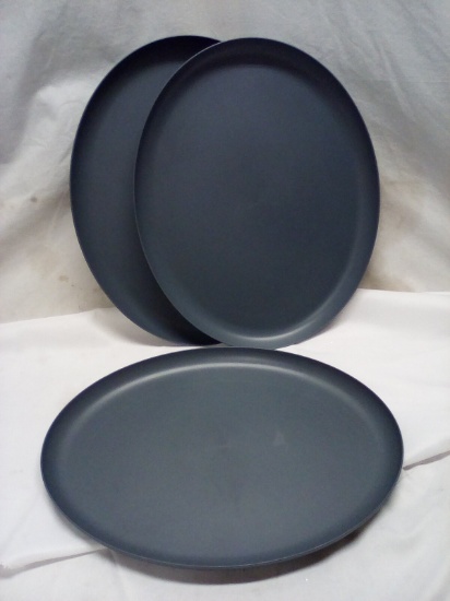 Set of 3 Dishwash, Microwave, & Freezer Safe Composite Giant Oval Plates