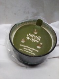 Single 16oz Holiday Style Christmas Berries 3 Wick Candle