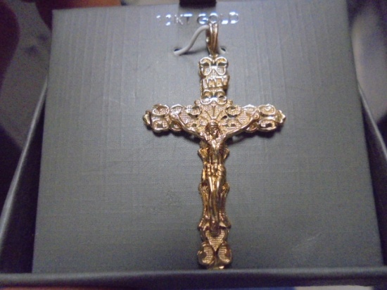 10 K Gold Crucifix Pendant