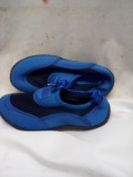 Qty 1 Boys 13 Water Shoes