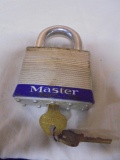 Large No. 19 Master Pad Lock w/ 2 Keys