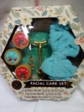 Qty 1 Facial Care Set