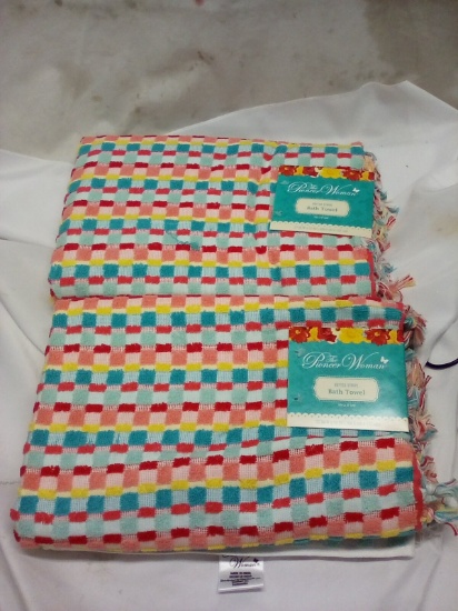 Pioneer Woman Bath Towels. Dotted Stripe Teal & Pink. Qty 2