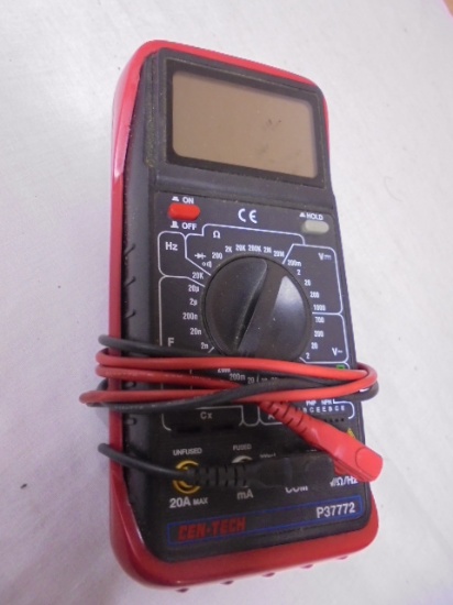 Cen-Tech P3772 Volt/Amp Meter