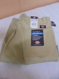 Brand New Pair of Men's Dickies Cargo Shorts