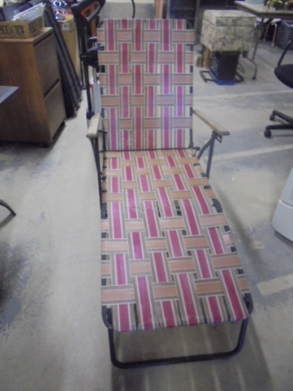 Folding Chaise Lounge Chair