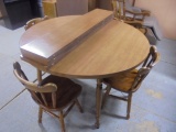 Round Solid Maple Dining Table w/ 4 Matching Swivel Chair &  Center Leaves