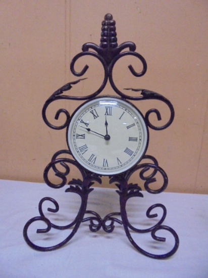 Metal Art Table Clock
