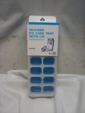 Qty 2 Silicone Ice Cube Tray with Lid
