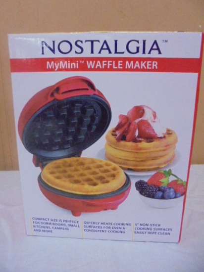 Nostalgia My Mini Waffle Maker