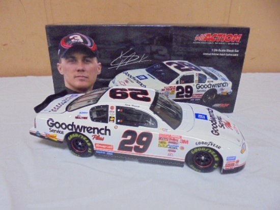 Action 1:24 Scale Die Cast 2001 Kevin Harvick Monte Carlo