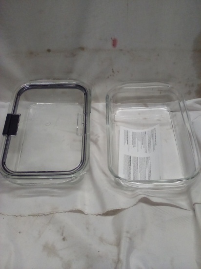 Qty 2 Rubbermaid Dishes