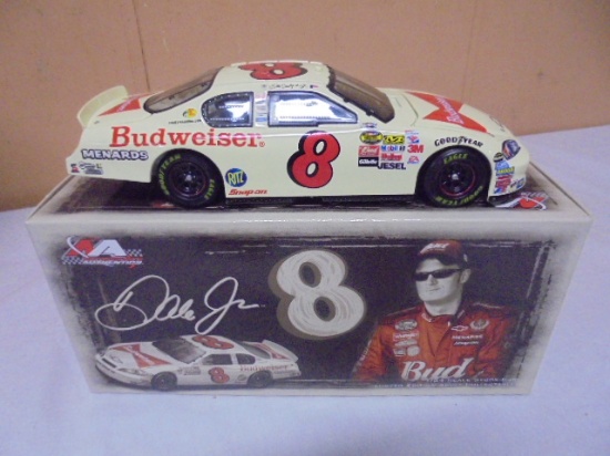 Action 1:24 Scale 2006 Dale Earnhardt Jr #8 Budweiser/Fathers Day Car