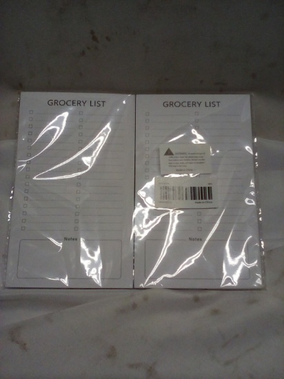 2 Pack Magnetic Tear Away Grocery Lists.