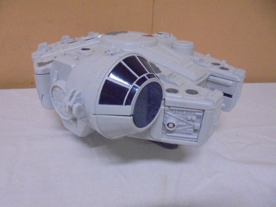 Hasbro Star Wars Millenium Falcon