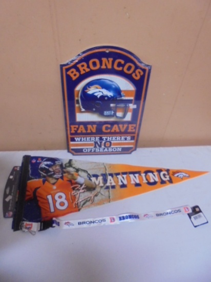 Denver Broncos Wooden Sign/Peyton Manning Pennant & Lanyard