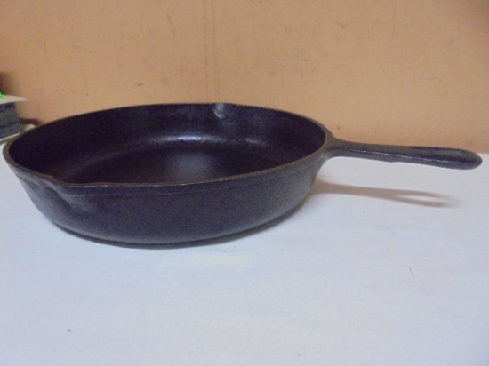 No.8 Made in USA 10 5/8in Cast Iron Skillet