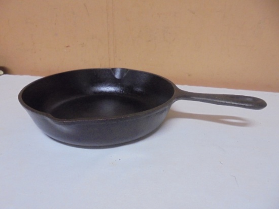No.5 8 1/8in Cast Iron Skillet