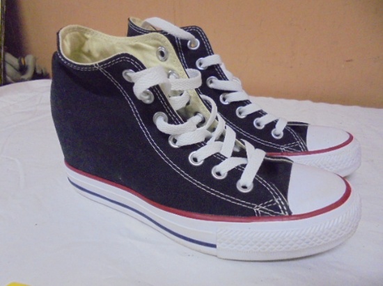 Like New Pair of Canvas Converse All-Star Shoes