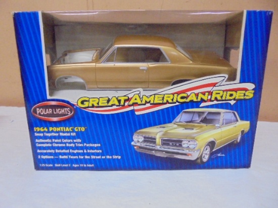 Polar Lights 1964 Pontiac GTO 1:25 Scale Model Kit