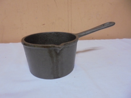 Cracker Barrel Cast Iron Pot w/ Pour Spout