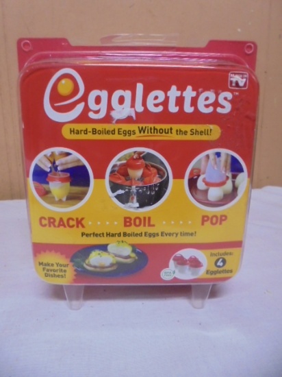 Brand New 4pc Set of Egglettes