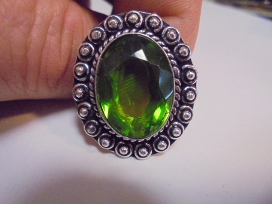 Ladies German Silver and Peridot Ring
