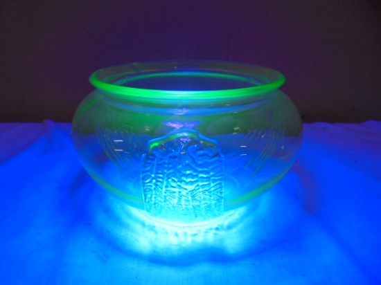 Vintage Green Depression Uranium Glass Bowl