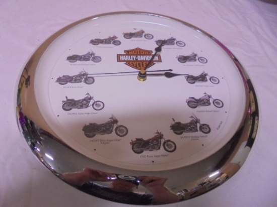 Round Harley-Davidson Motorcycle Clock