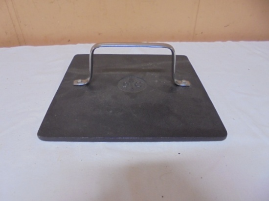 Cast Iron Pampered Chef Press