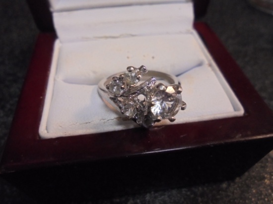 Beautiful Ladies Sterling Silver Ring w/ Stones