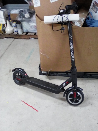 Swagger 8 Lightweight Folding Electric Scooter for Kids & Teens MSRP $199.99