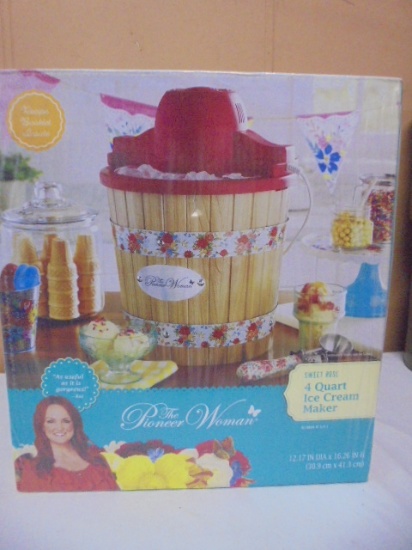 The Pioneer Woman 4qt Sweet Rose Ice Cream Maker