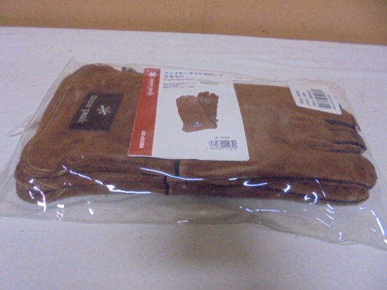 Brand New Pair of Snowpeak Insulated Leather Gloves