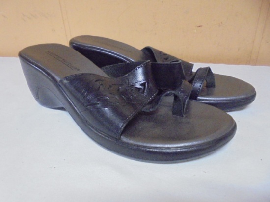 Brand New Pair of Ladies Montego Bay Club Sandals