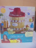 The Pioneer Woman 4qt Sweet Rose Ice Cream Maker