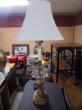 Beautiful Vintage Table Lamp w/ Glass Prisms