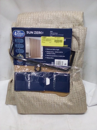 Sun Zero Magnetic Closure 2 Panel 100% Blackout 84”