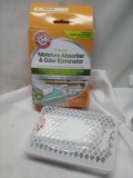 Arm&Hammer Storage Moisture Absorber and Odor Eliminator