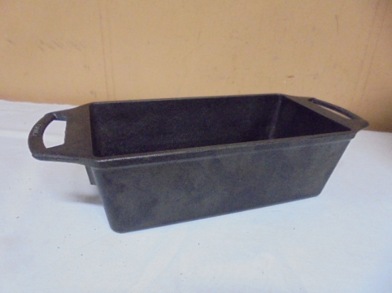 Lodge Cast Iron Loaf Pan