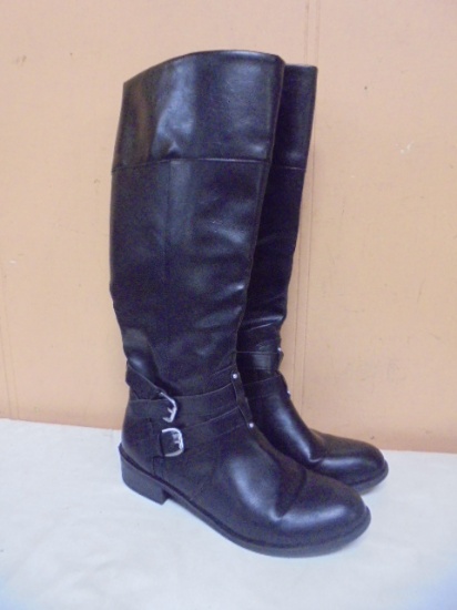 Like New Pair of Ladies Arizona Boots