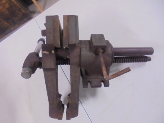 Vintage Sheldon Wood Working Rotating Bench Vise