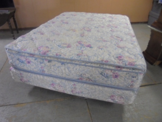 Queen Size Bed Complete w/ Dream Fields Ultra Plush Mattress Set & Metal Frame