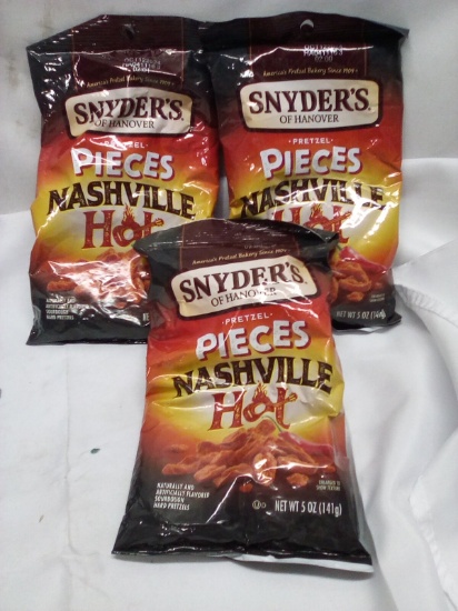 Qty 3 Snyder’s Pretzel Pieces Nashville Hot 5oz